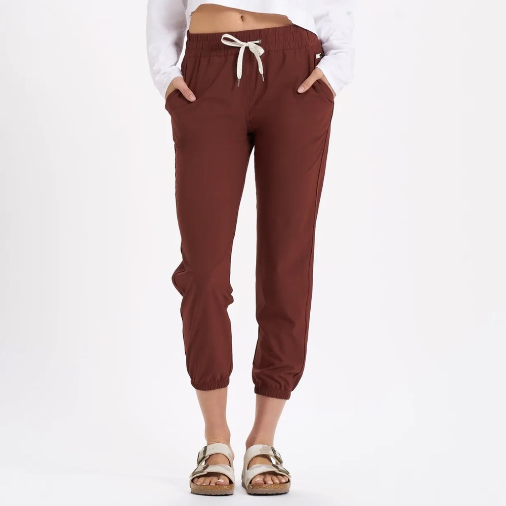 Vuori Women's Rust Brown Joggers